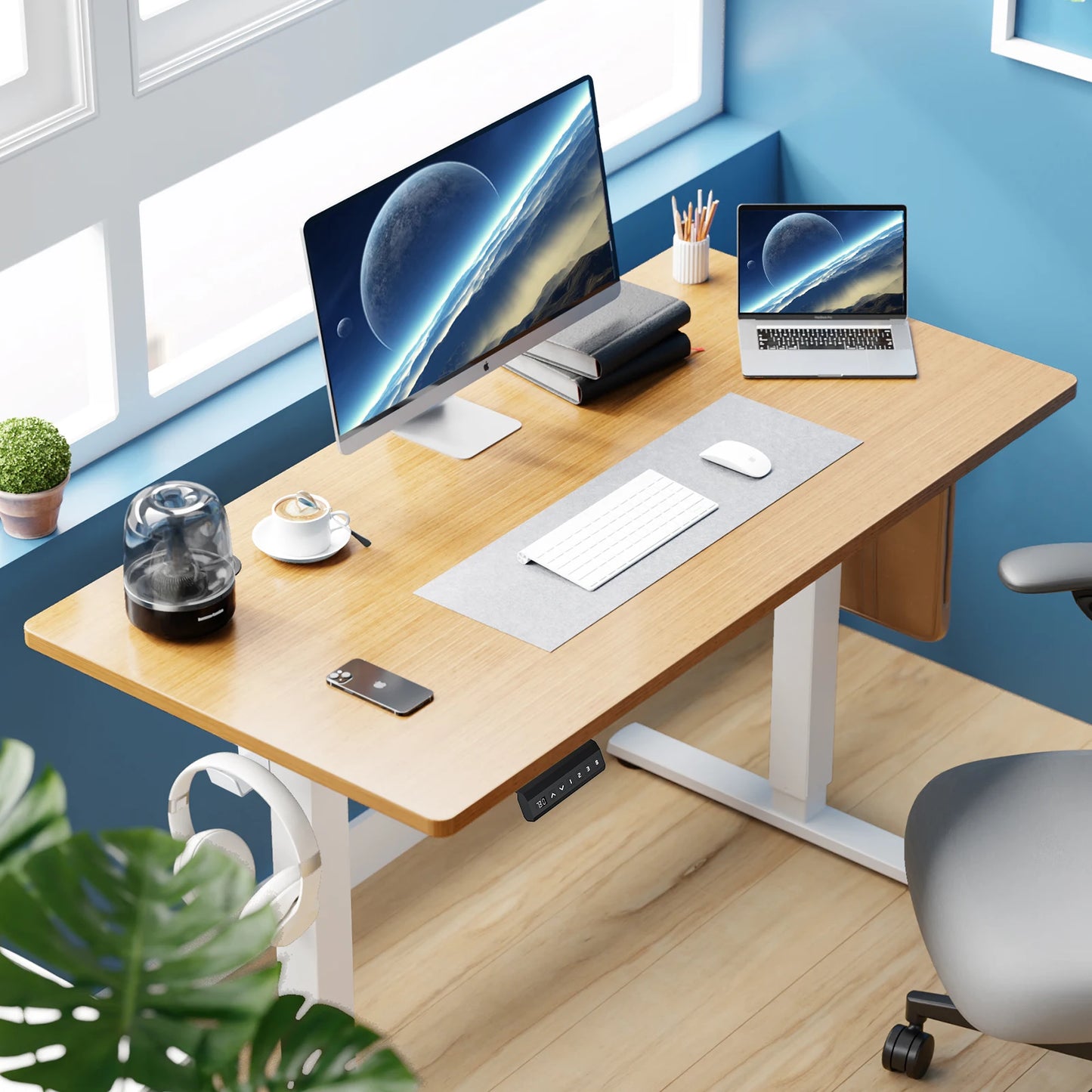 Stride Adjustable Desk
